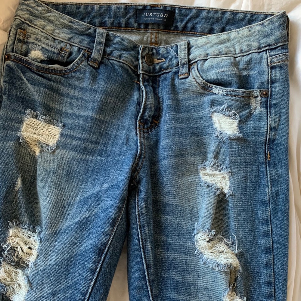 JustUSA ripped jeans from Francesca’s, size 3